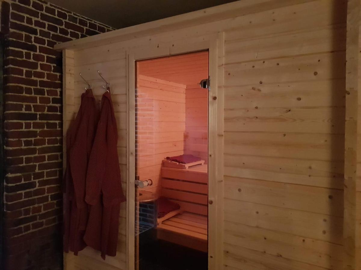 Au Soleil Vert - Chambre De Charme Avec Spa Et Sauna Prives Zeggers-Cappel Экстерьер фото
